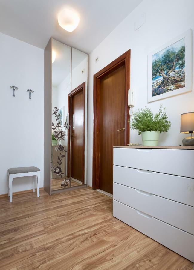 Apartment Kristina, Comfortable And Close To The Center سبليت المظهر الخارجي الصورة